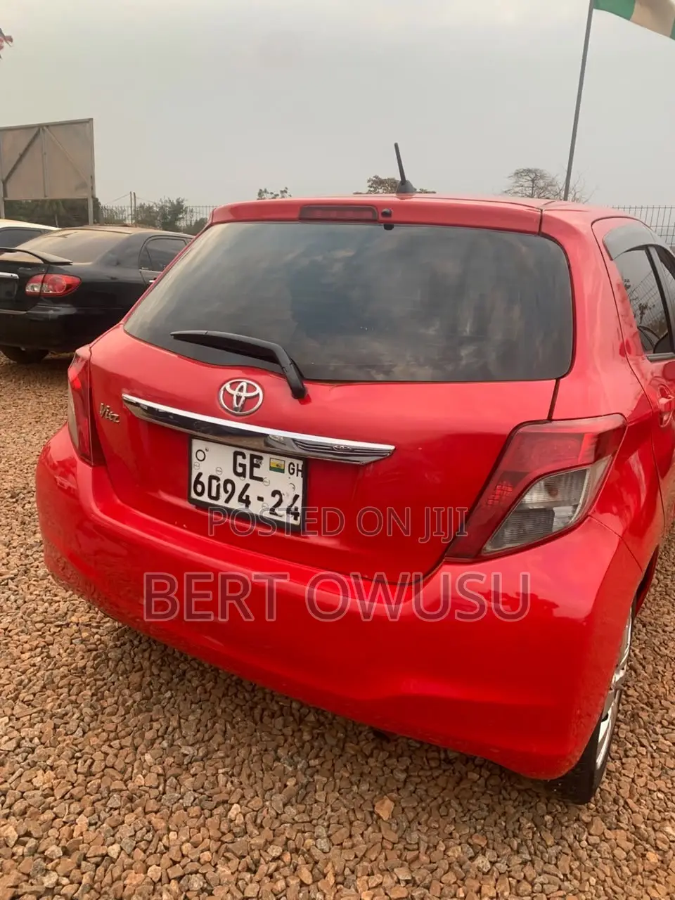Toyota Vitz 2013 Red