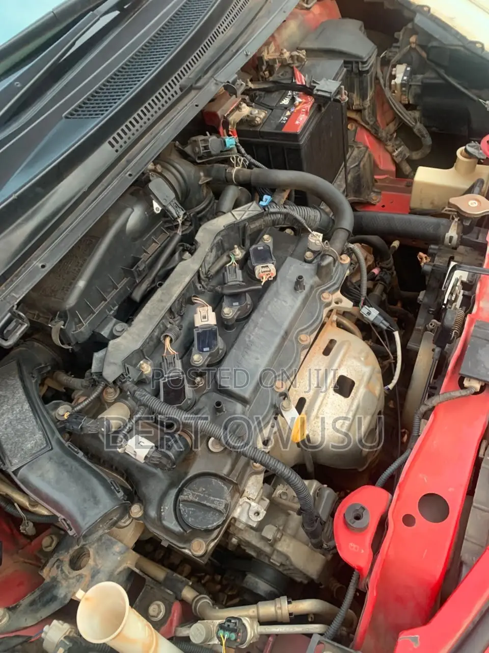 Toyota Vitz 2013 Red