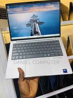 Laptop HP EliteBook 8 G1i 16GB Intel Core Ultra 7 SSD 512GB