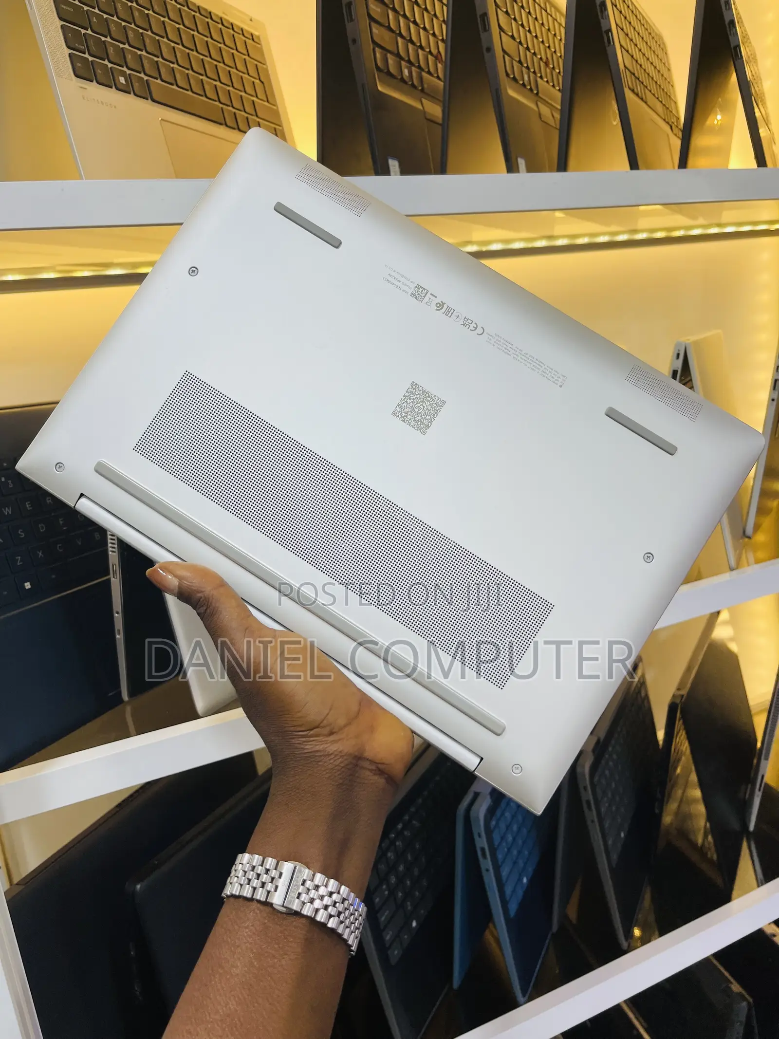 Laptop HP EliteBook 8 G1i 16GB Intel Core Ultra 7 SSD 512GB