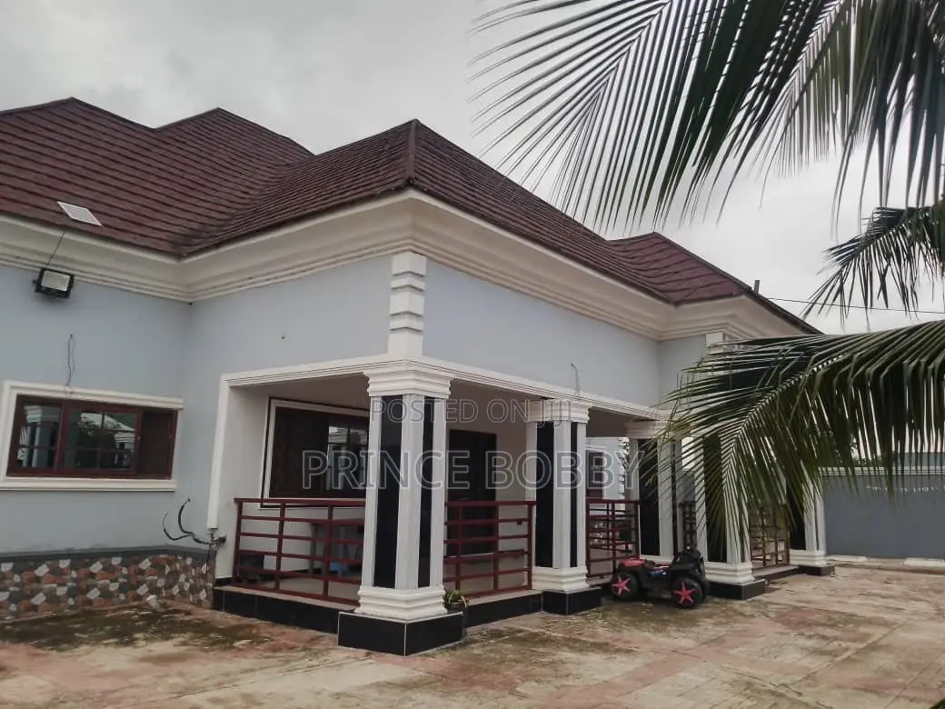 4bdrm House in Kasoa for sale