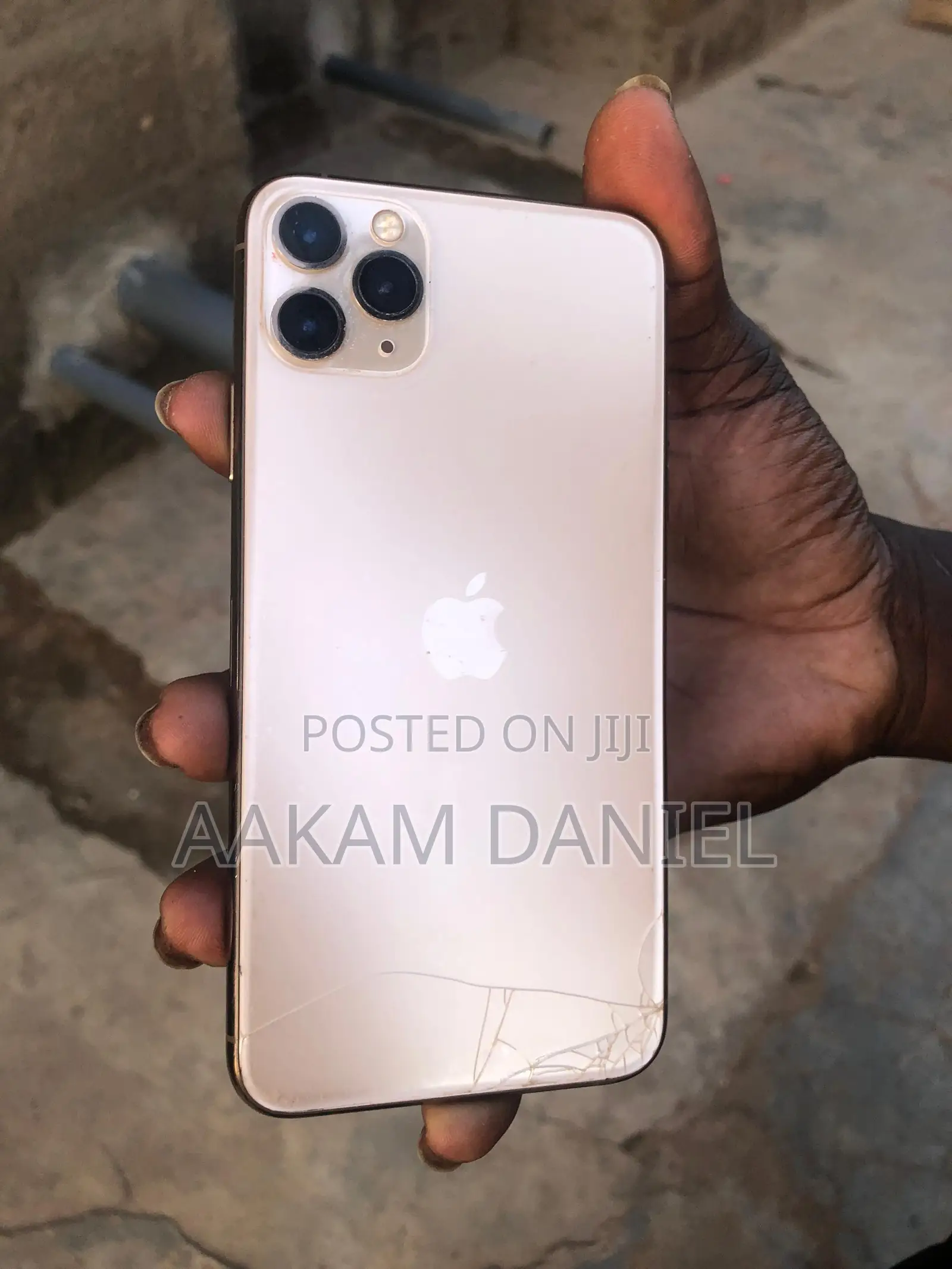 Apple iPhone 11 64 GB Bronze