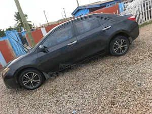 Toyota Corolla LE Premium 4dr Sedan (1.8L 4cyl CVT) 2016 Black