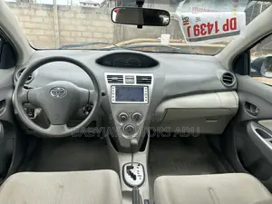 Toyota Belta 2010 Blue