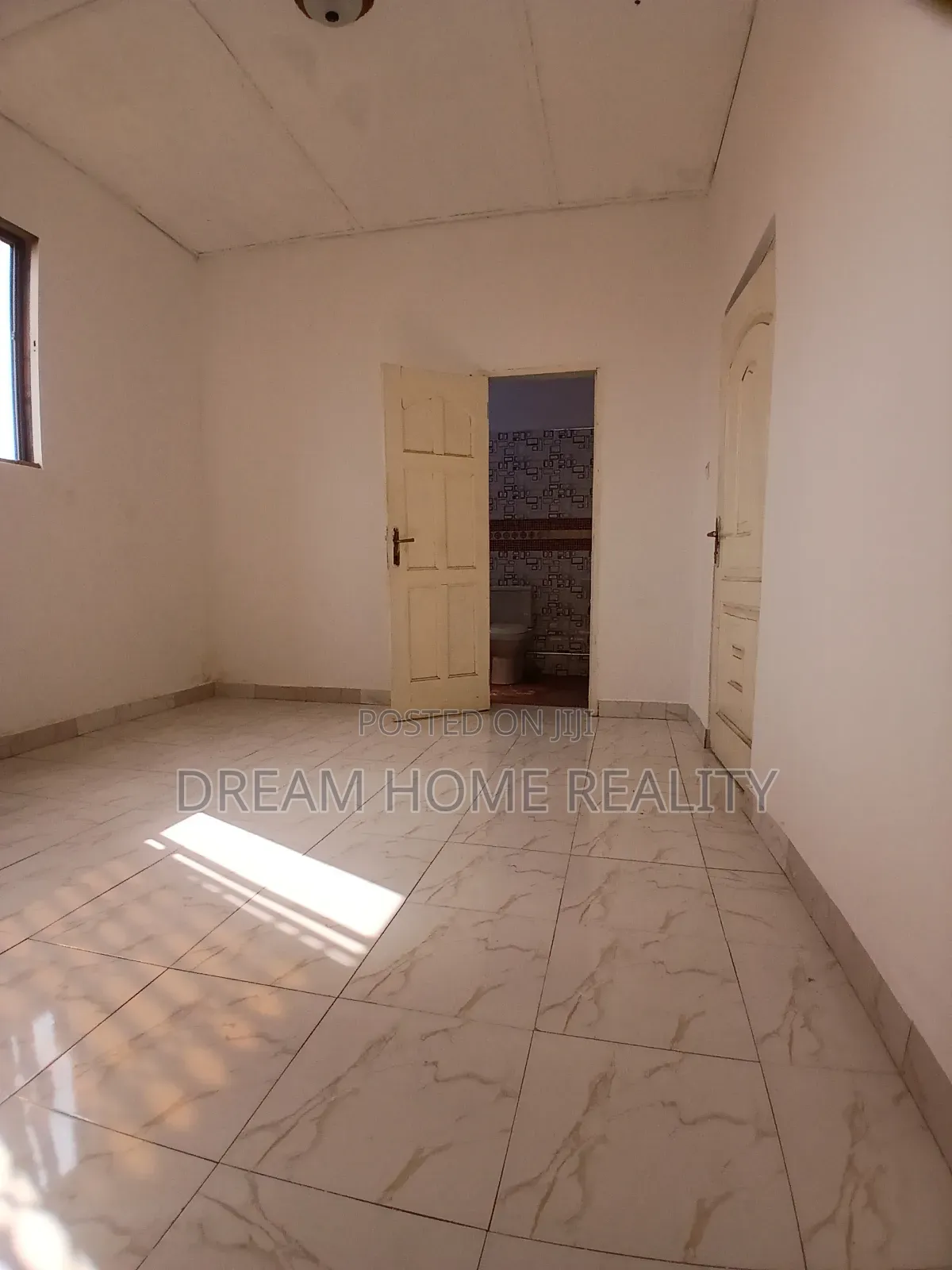 1bdrm Apartment in Kwabenya for rent
