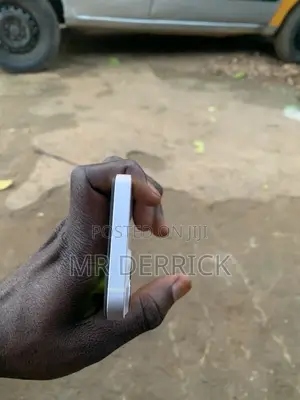 Apple iPhone 13 128 GB Pink