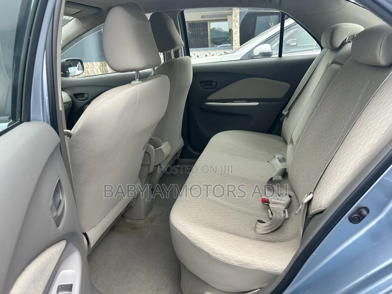 Toyota Belta 2010 Blue