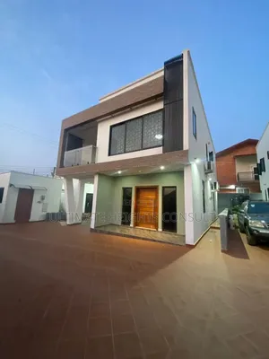 4bdrm House in Nyamekye, Nyanmekye for rent
