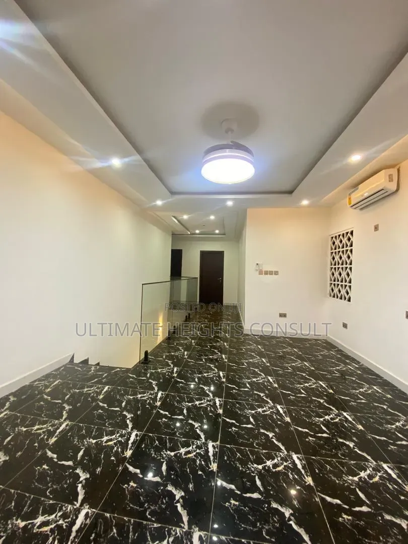 4bdrm House in Nyamekye, Nyanmekye for rent