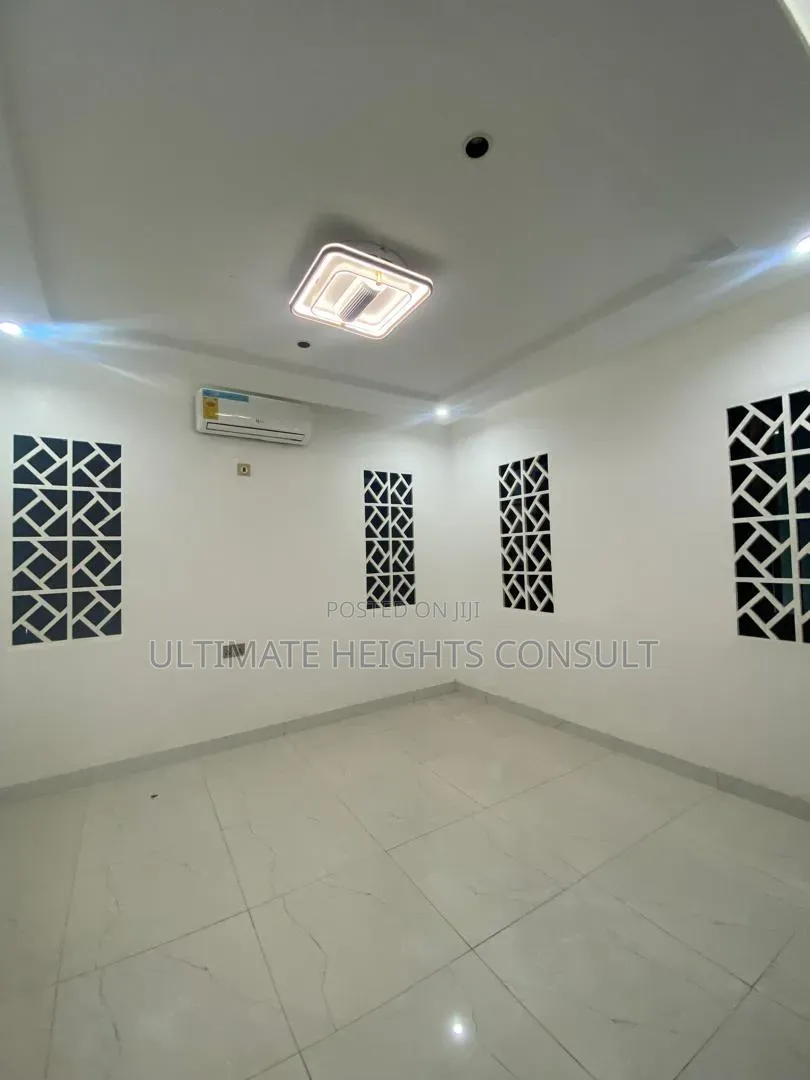 4bdrm House in Nyamekye, Nyanmekye for rent