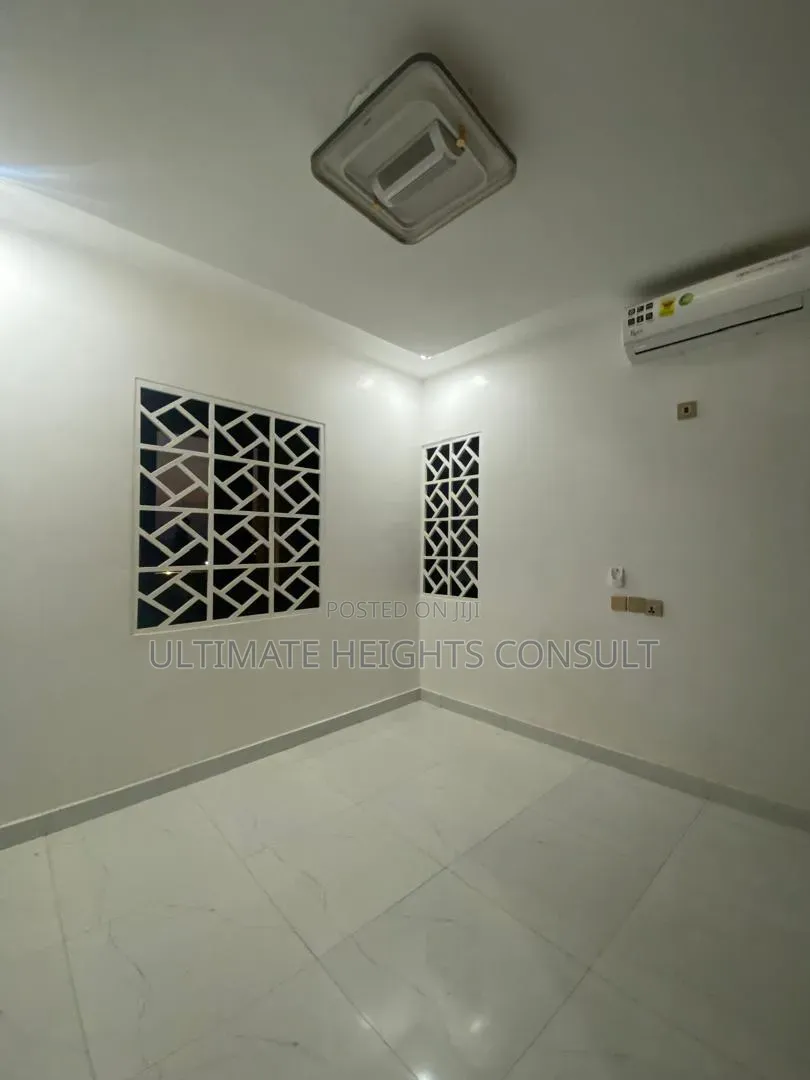 4bdrm House in Nyamekye, Nyanmekye for rent