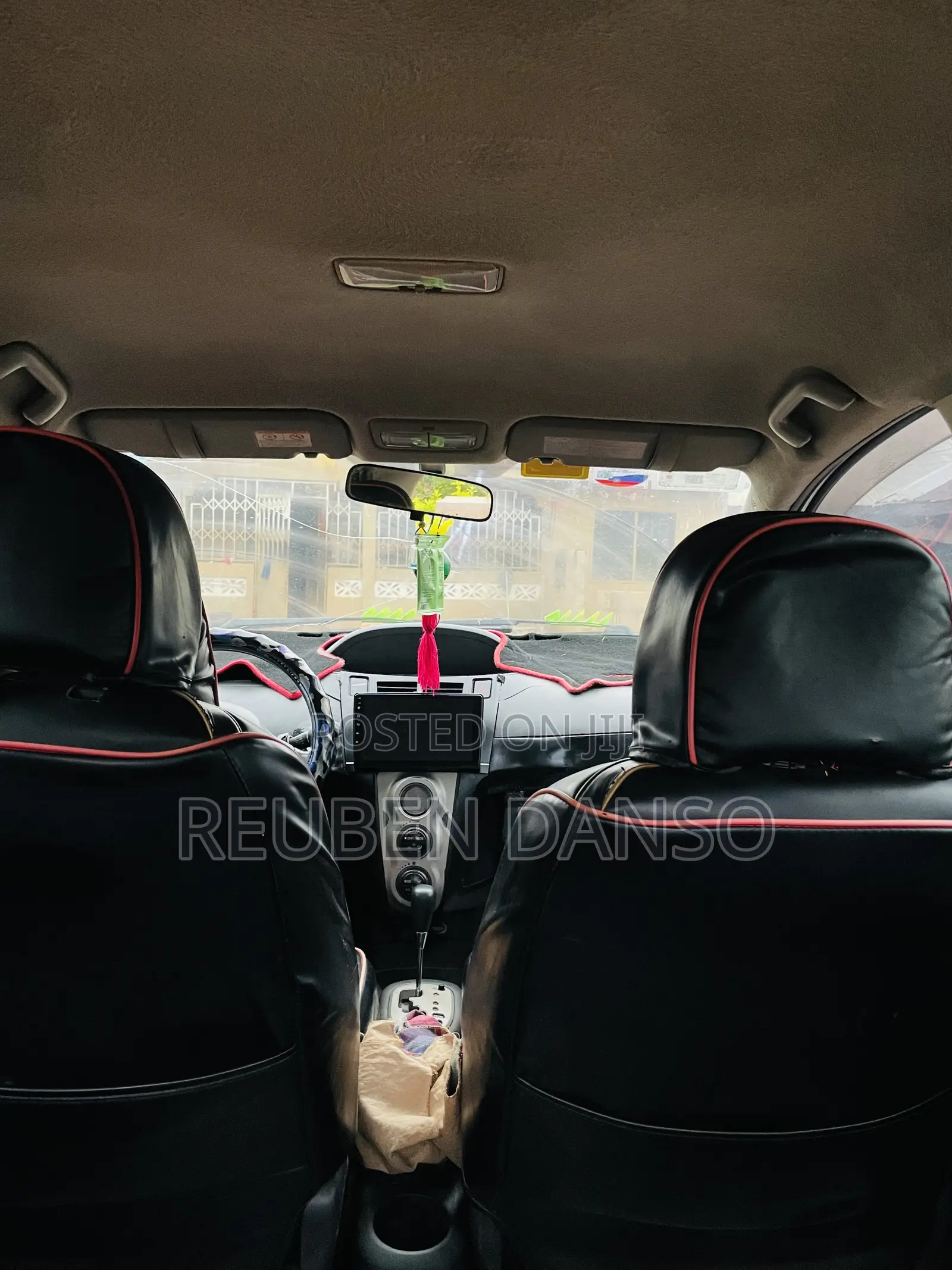 Toyota Vitz 1.3 FWD 5dr 2008 Silver