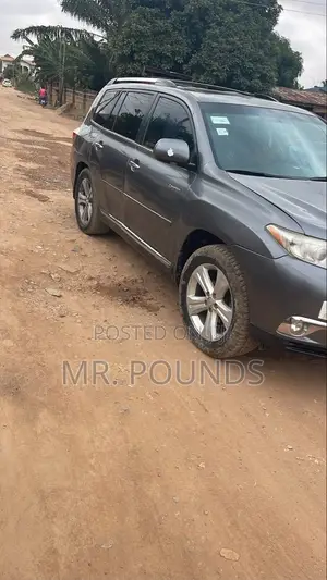 Toyota Highlander 2013 Gray