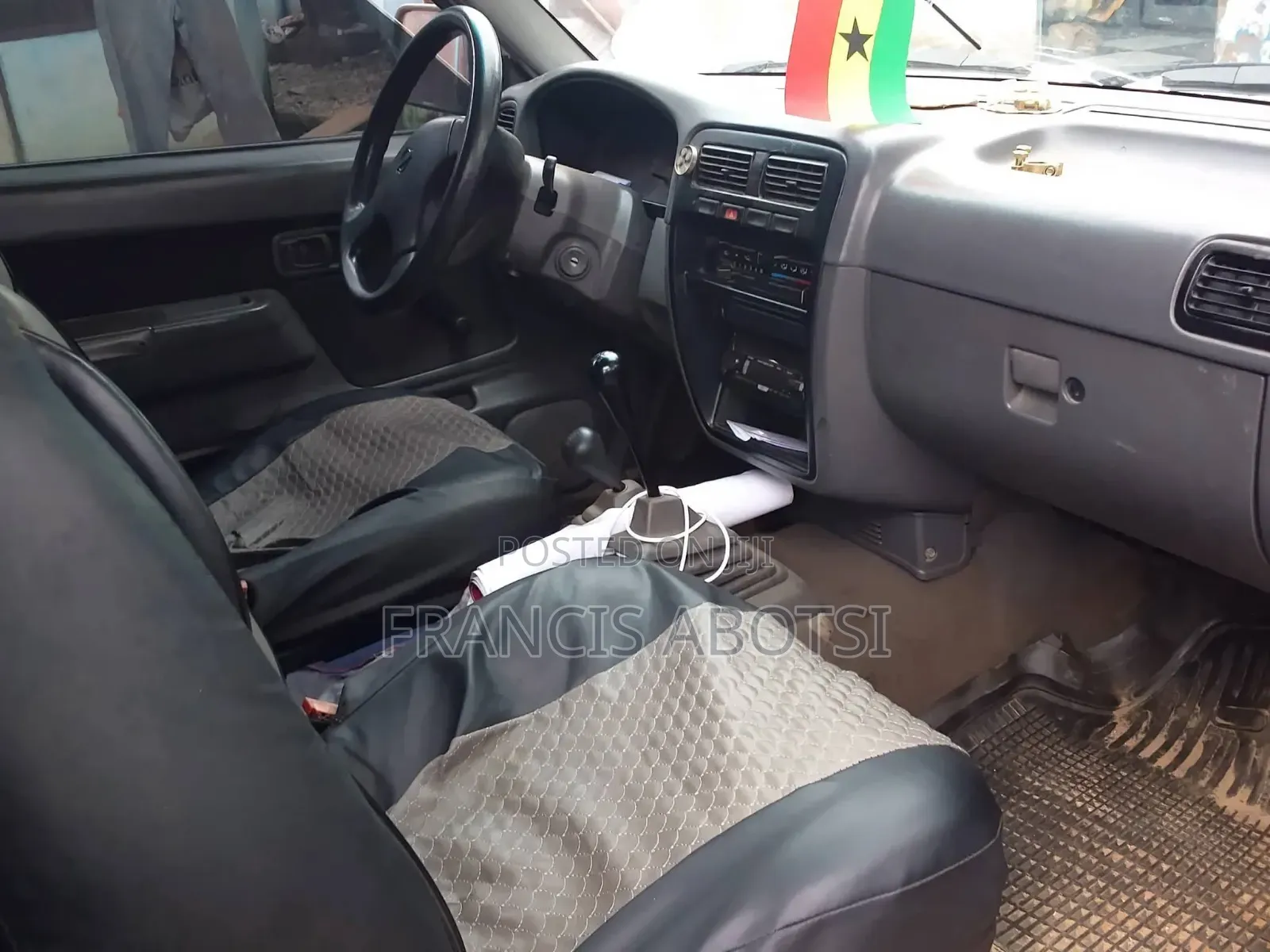 Nissan Hardbody 2009 White