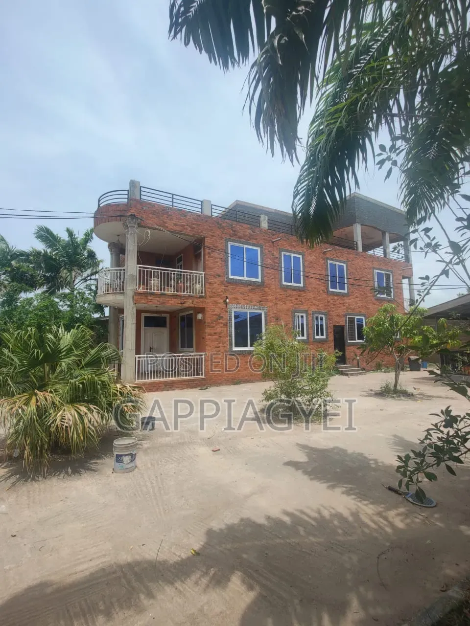 Furnished 6bdrm Apartment in Sprung Gruppe , Tetegu for sale