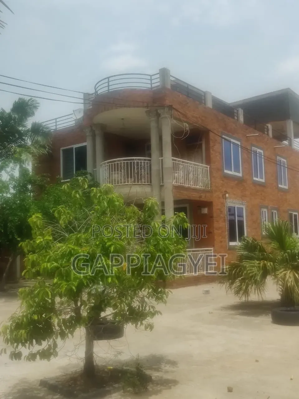 Furnished 6bdrm Apartment in Sprung Gruppe , Tetegu for sale