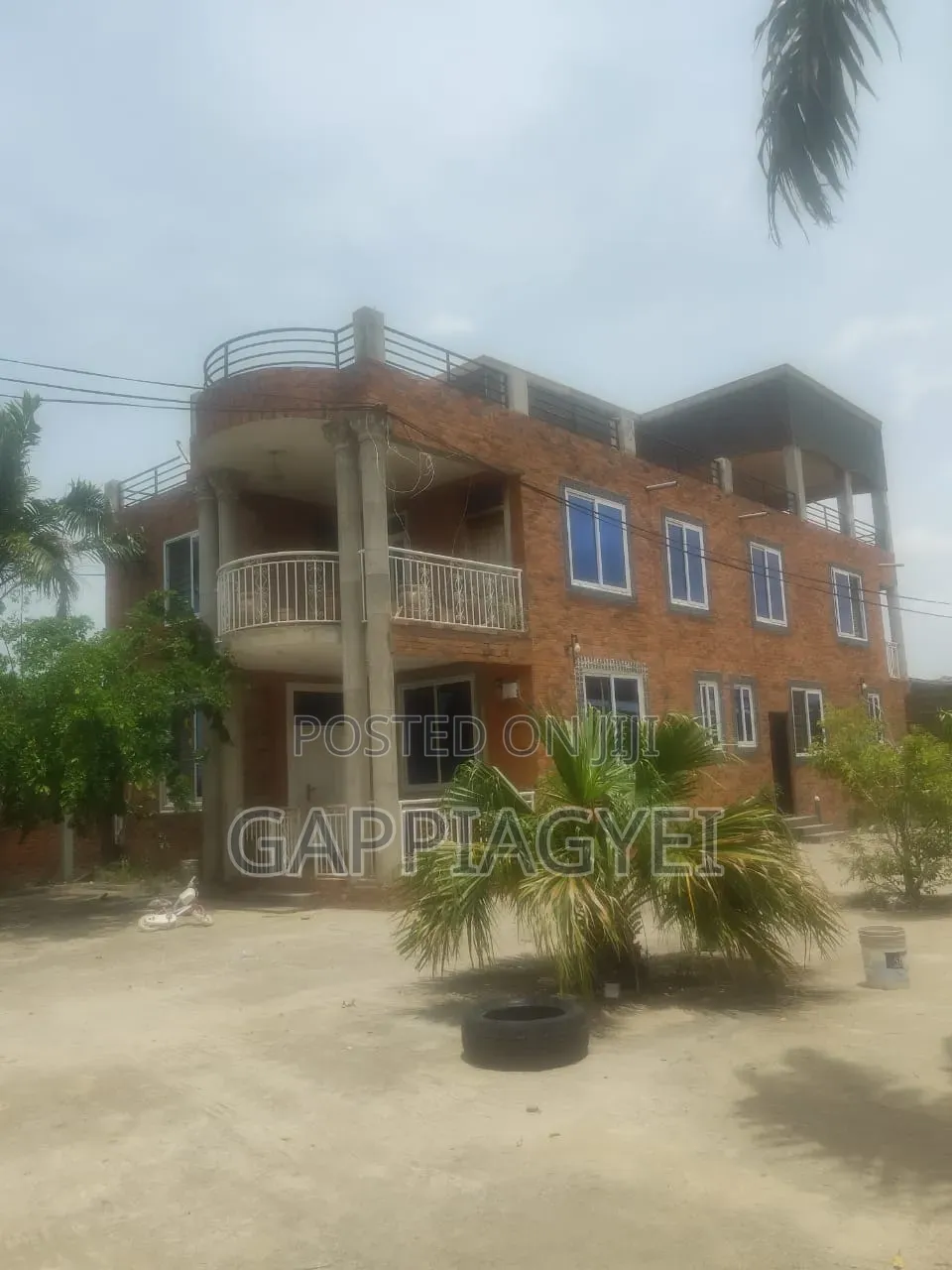 Furnished 6bdrm Apartment in Sprung Gruppe , Tetegu for sale