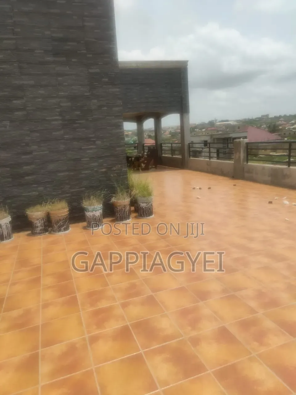 Furnished 6bdrm Apartment in Sprung Gruppe , Tetegu for sale