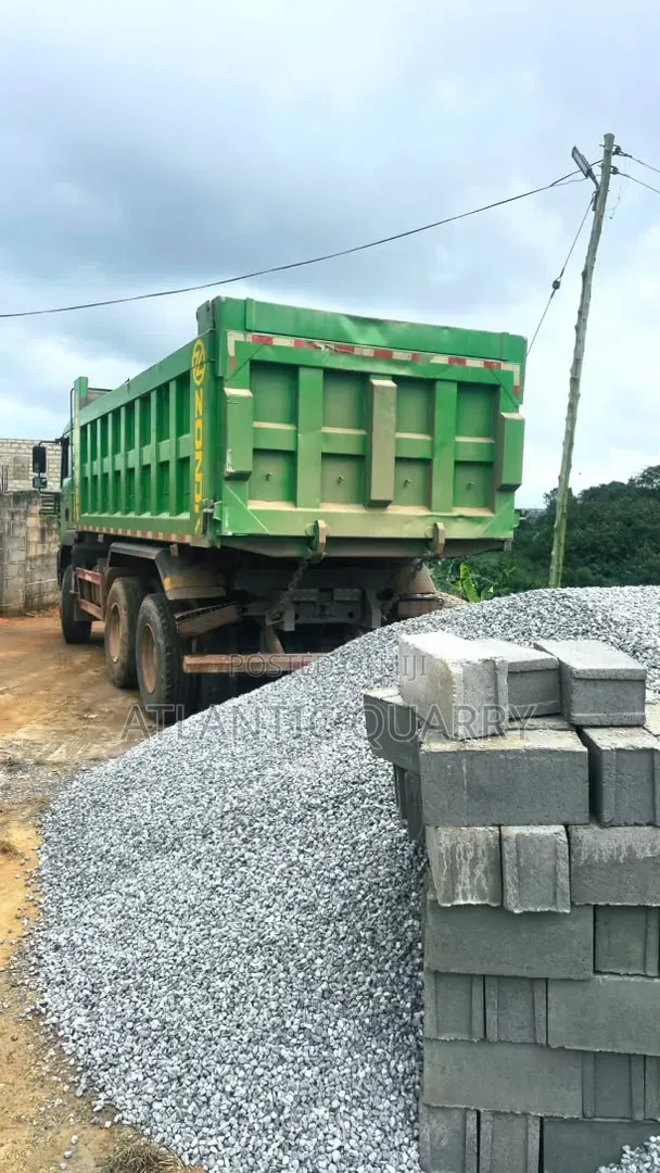 Quarry Stones and Quarry Dust