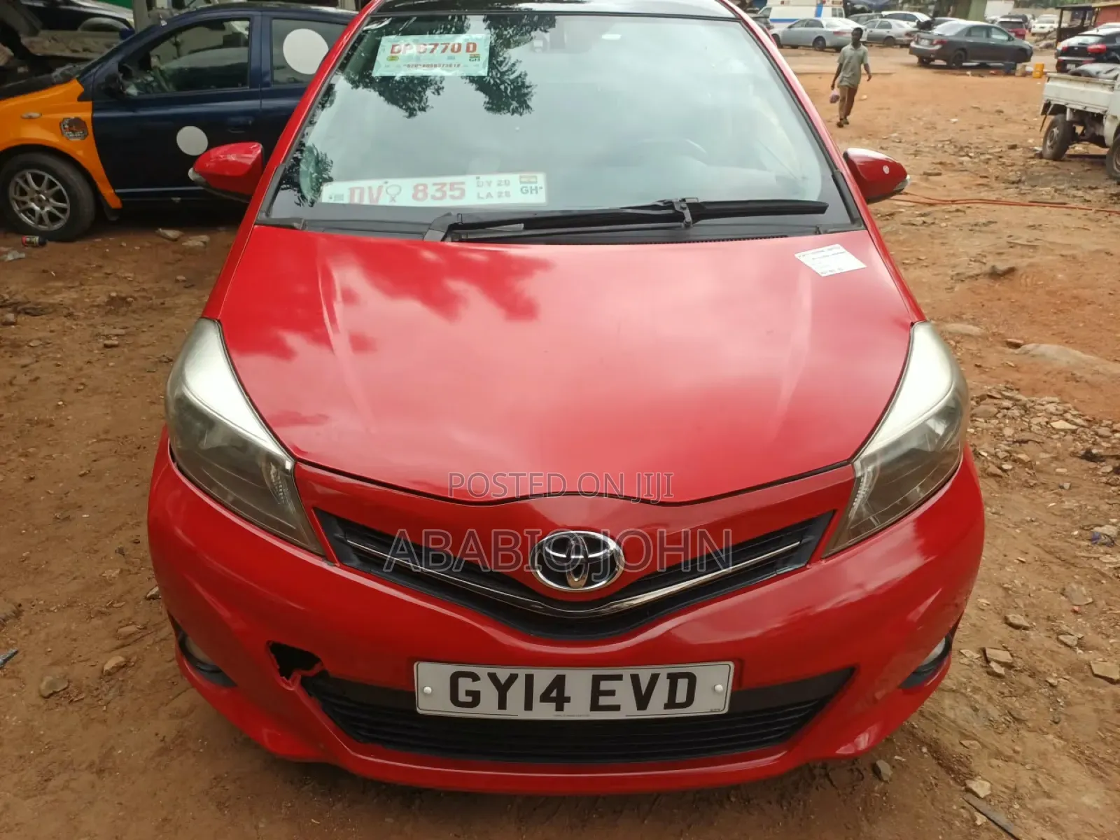 Toyota Yaris LE Hatchback 5dr 2014 Red