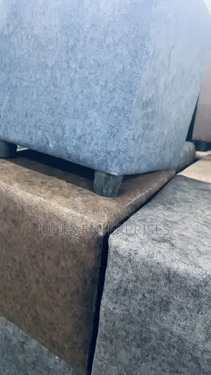 Cushion Chair/Ottoman