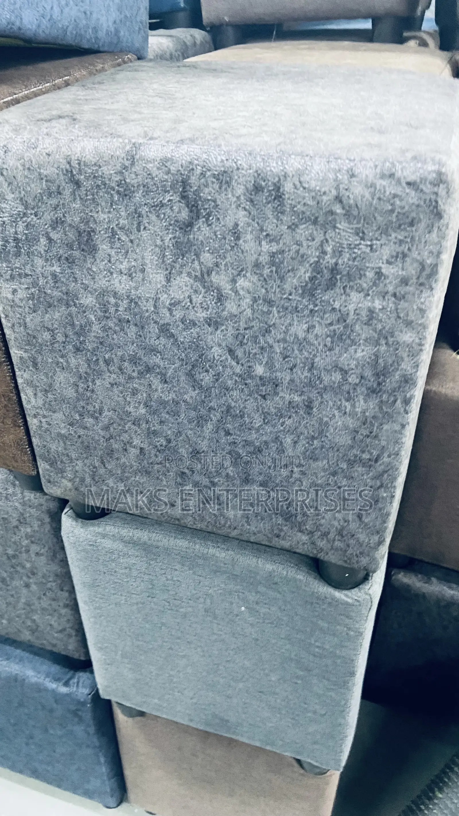 Cushion Chair/Ottoman