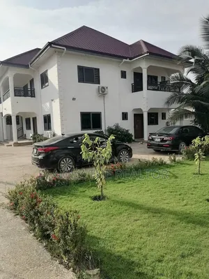 2bdrm Apartment in Kutunse, Amasaman for rent