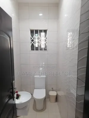 2bdrm Apartment in Kutunse, Amasaman for rent