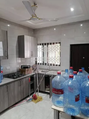 2bdrm Apartment in Kutunse, Amasaman for rent