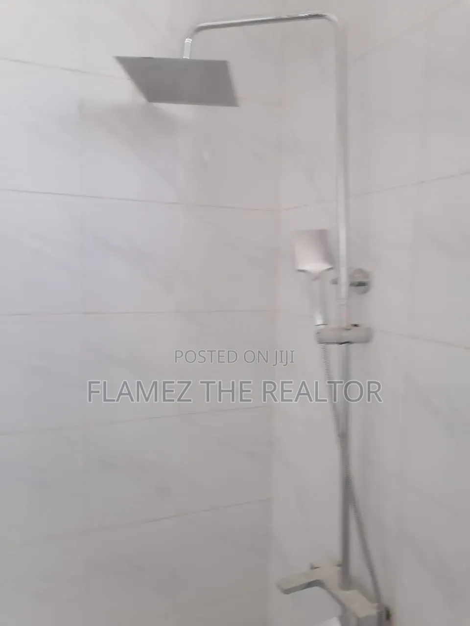 3bdrm Apartment in Satellite Dvla, Amasaman for rent