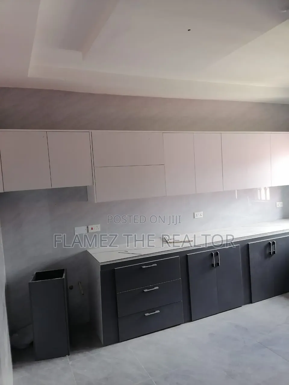 3bdrm Apartment in Satellite Dvla, Amasaman for rent