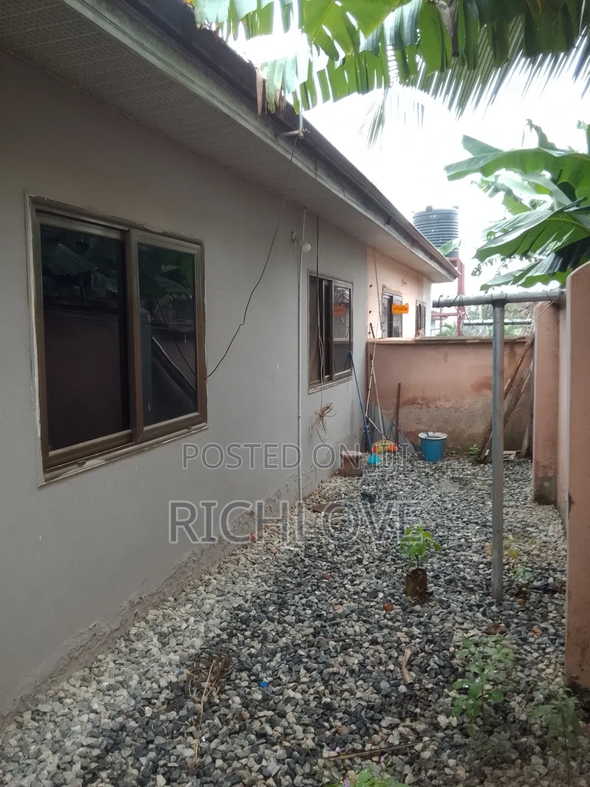 1bdrm House in Budumburam for rent
