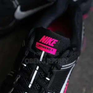 Original Nike Zoom Vomero 5 Blast Pink/Black