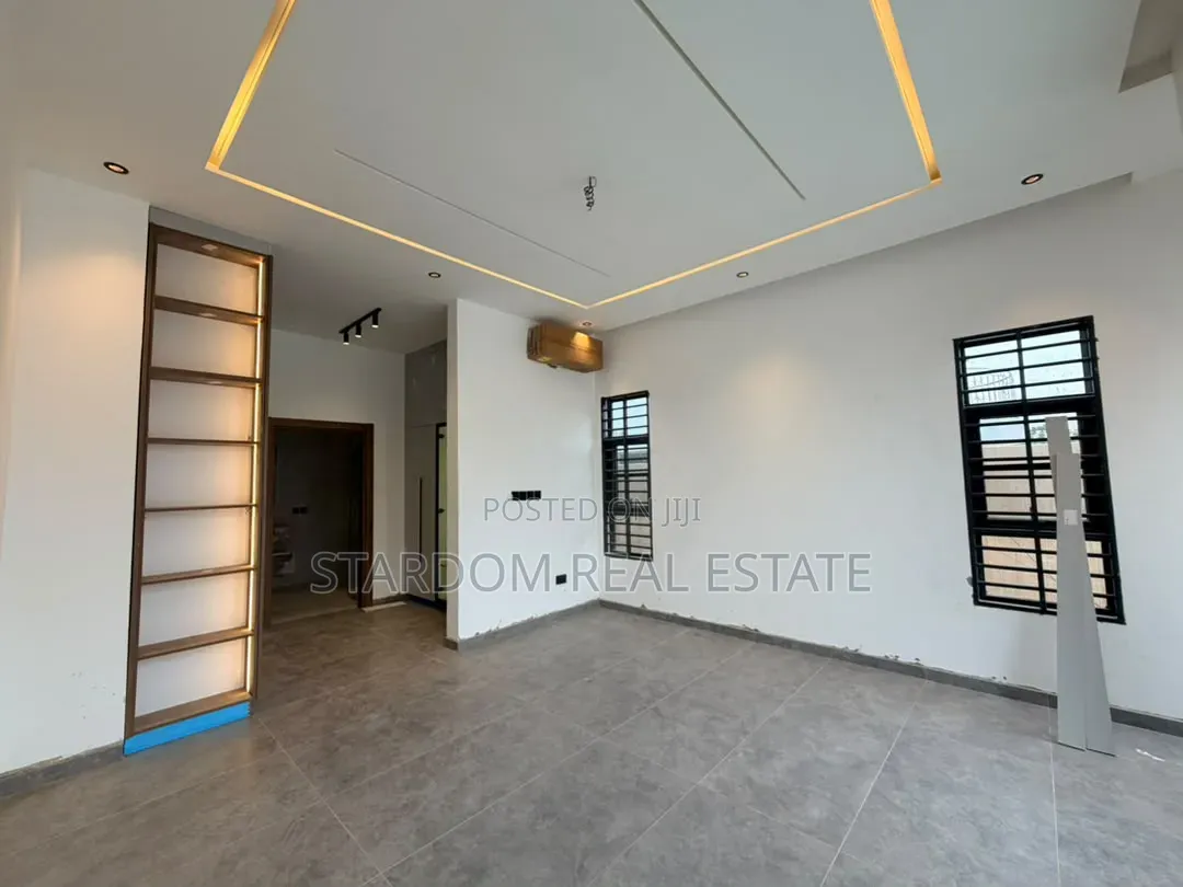 3bdrm Bungalow in Lakeside Estate for rent