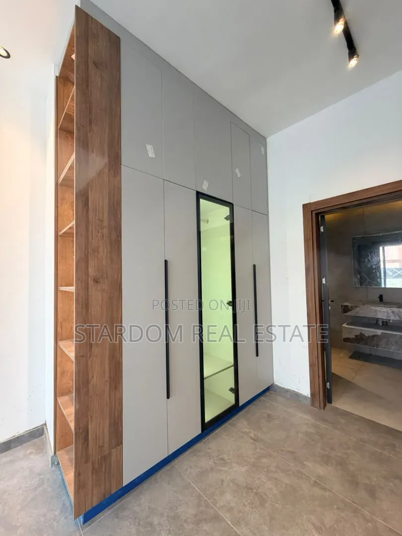 3bdrm Bungalow in Lakeside Estate for rent