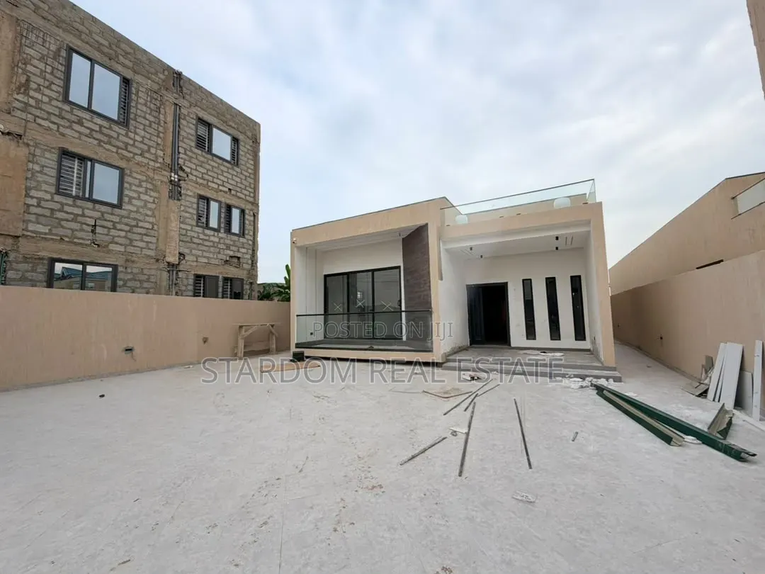 3bdrm Bungalow in Lakeside Estate for rent