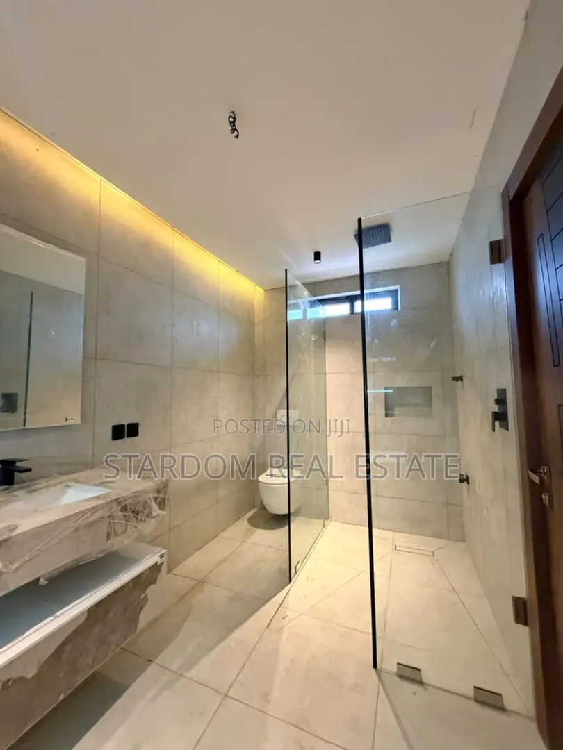 3bdrm Bungalow in Lakeside Estate for rent