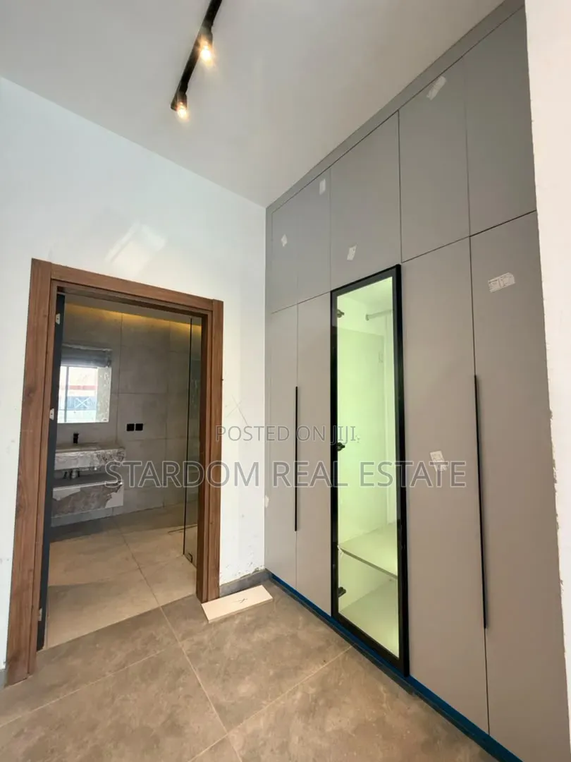 3bdrm Bungalow in Lakeside Estate for rent