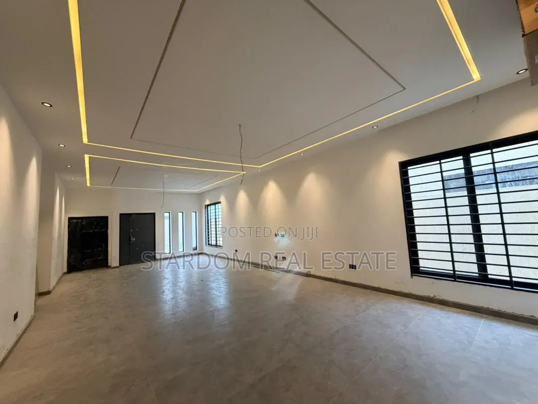 3bdrm Bungalow in Lakeside Estate for rent