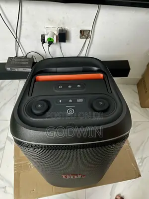 JBL Party Box Club 120