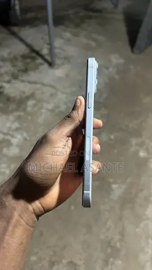 Apple iPhone 15 Plus 128 GB Blue