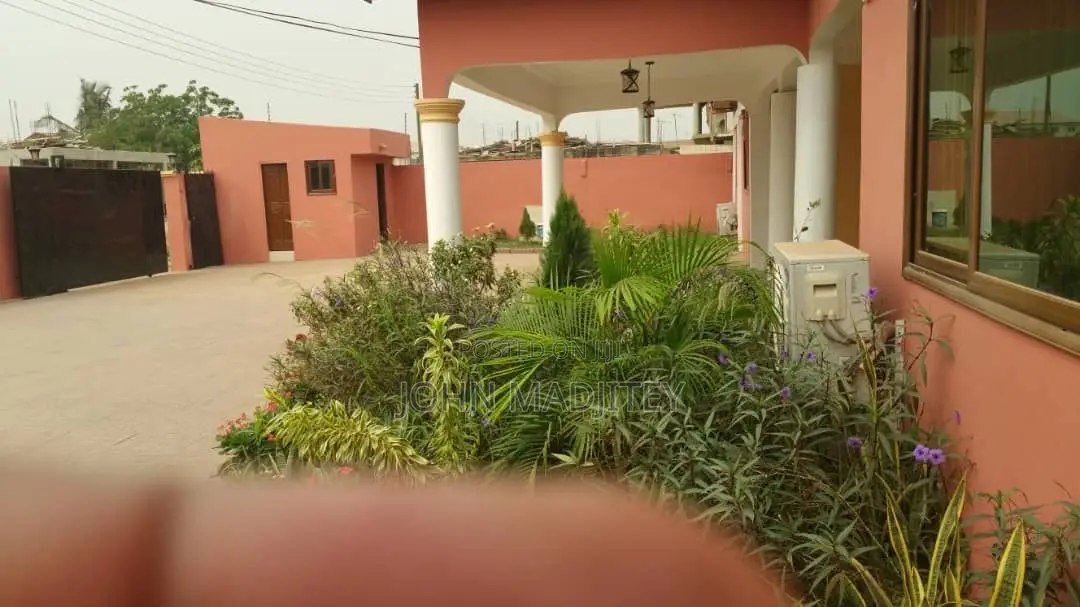 4bdrm House in Spintex, Baatsona Total for sale