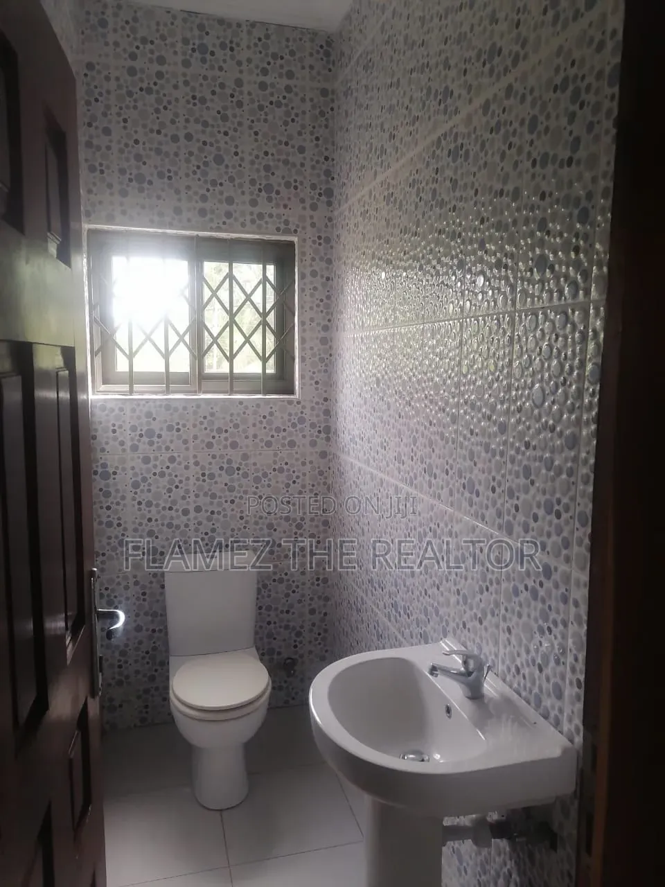 2bdrm Apartment in Ghs Estate Road, Amasaman for rent