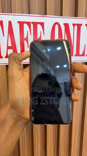 Apple iPhone XR 64 GB Red