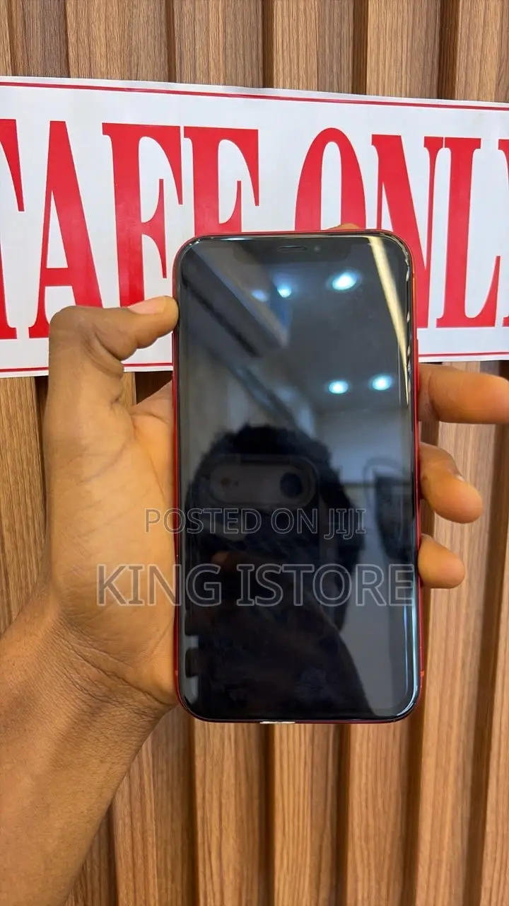 Apple iPhone XR 64 GB Red