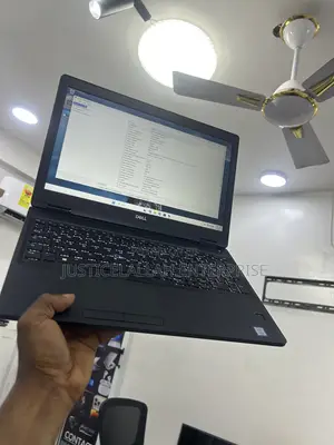 Laptop Dell Latitude 5590 16GB Intel Core i5 SSD 256GB
