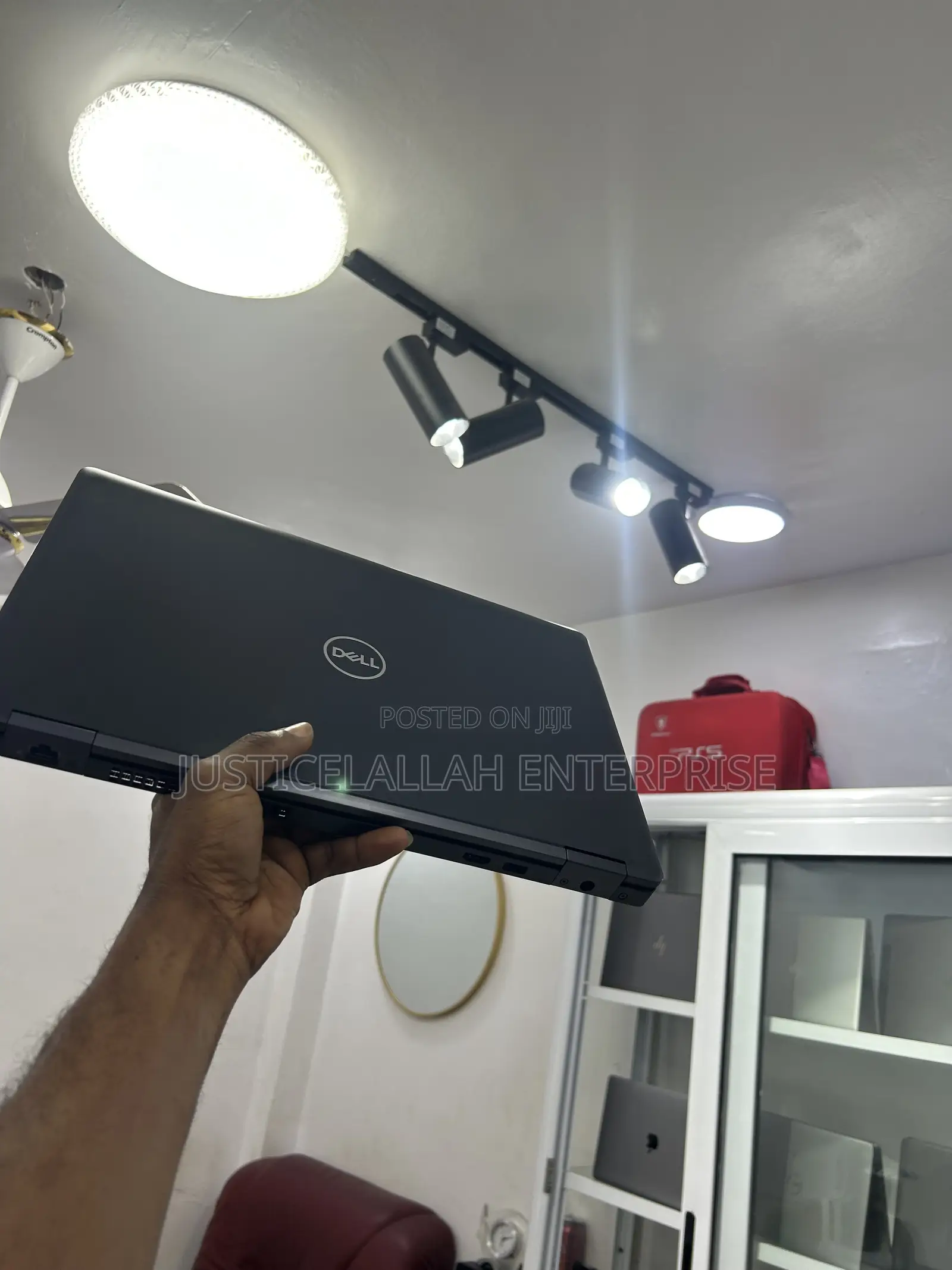 Laptop Dell Latitude 5590 16GB Intel Core i5 SSD 256GB