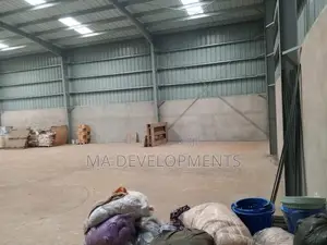 800 Square Meter Warehouse for Rent at Tema