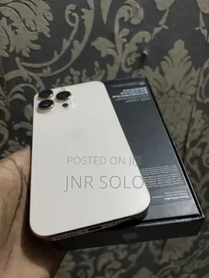 Apple iPhone 16 Pro Max 512 GB Gold