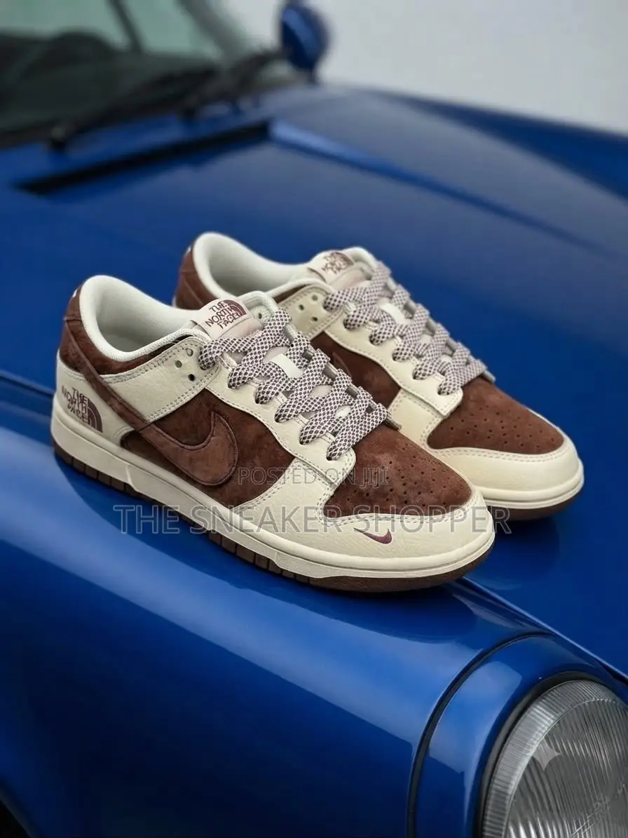 Nike Dunk Low "Cacao / Sail / Brown